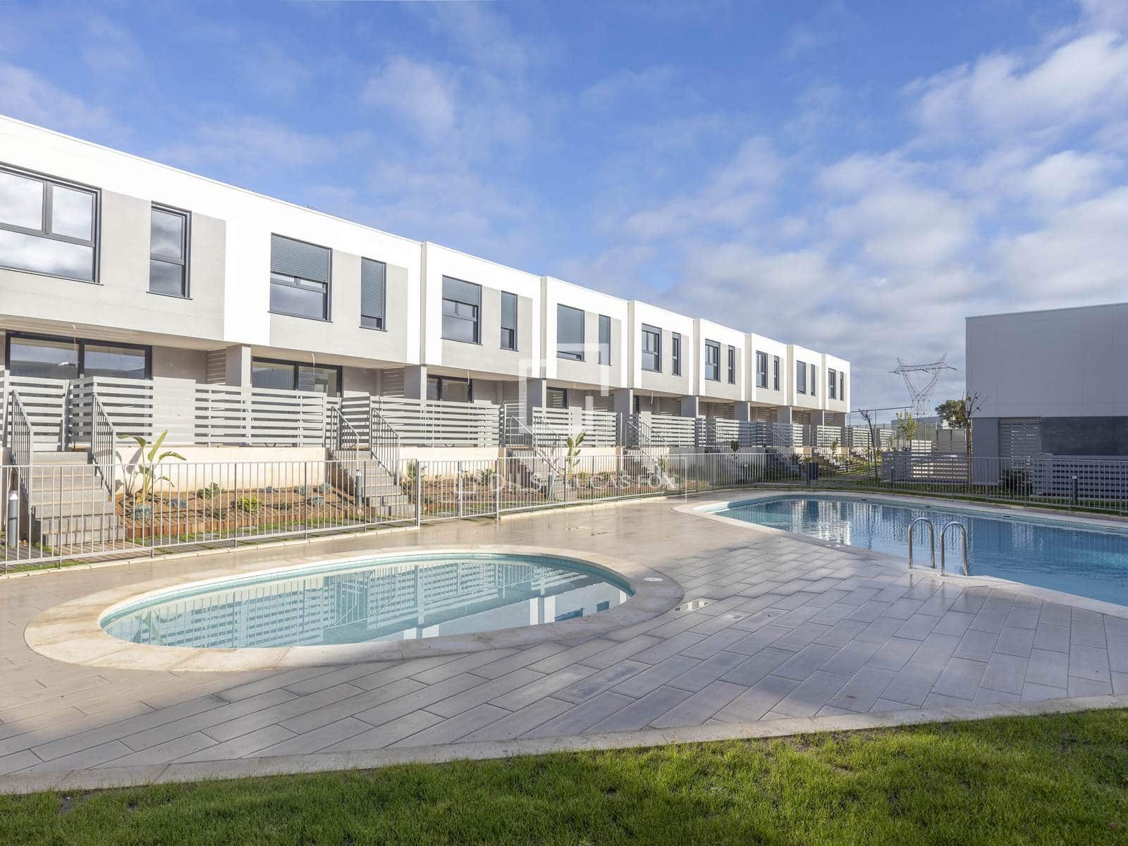 4 quarto Moradia para arrendar em L'Eliana com piscina garagem - 2 650 € (Ref: 9483928)