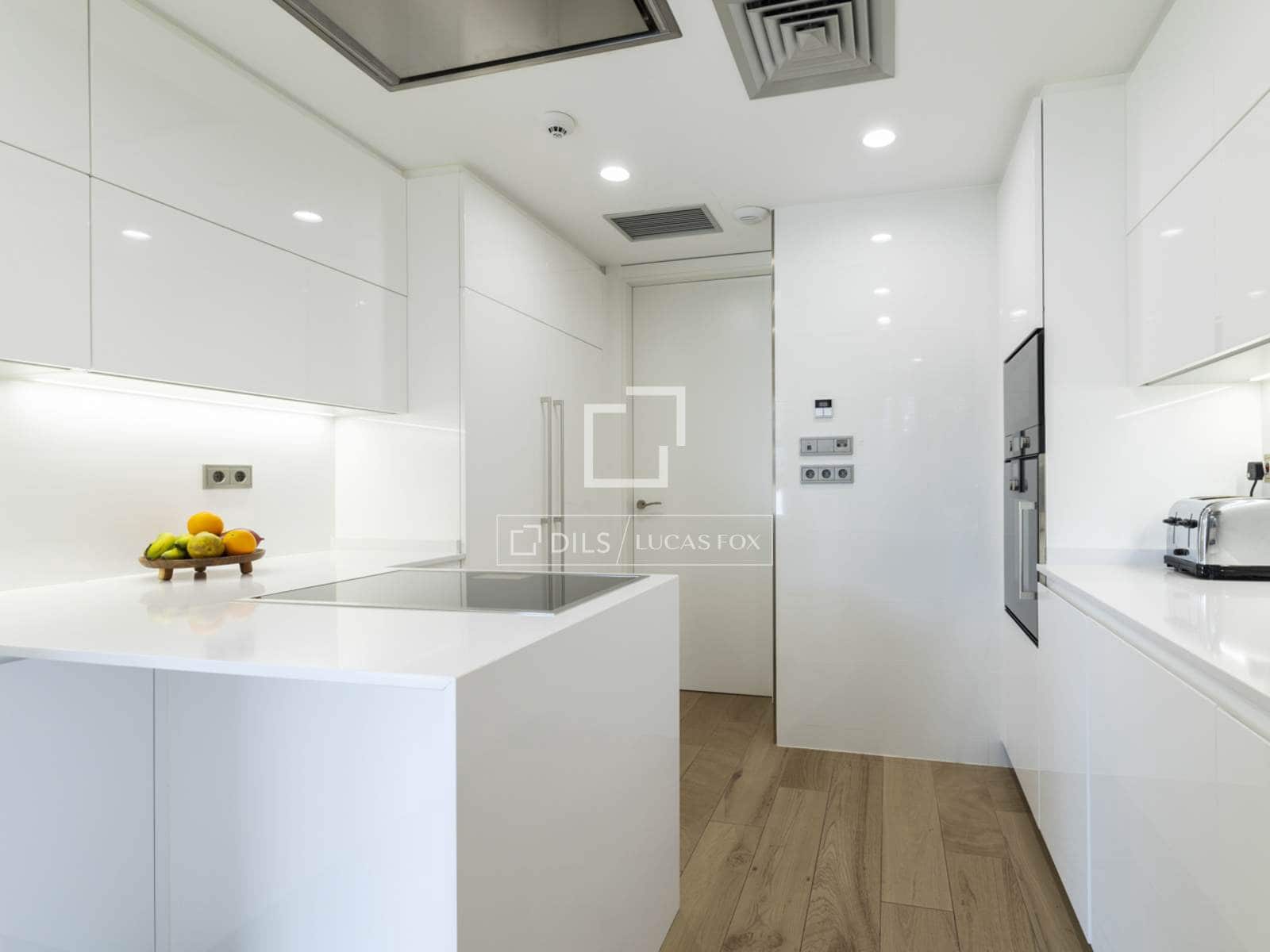 4 bedroom Apartment for rent in Pozuelo de Alarcon with pool garage - € 5,000 (Ref: 9484042)