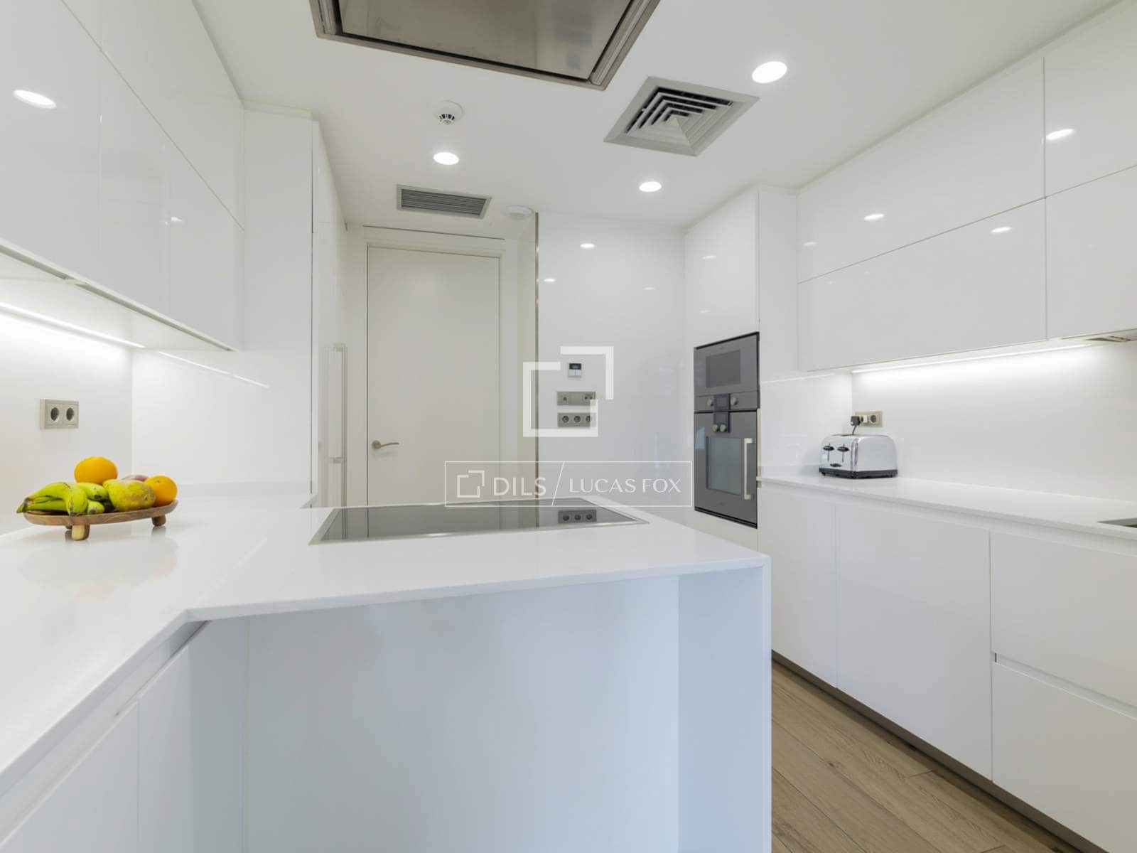 4 bedroom Apartment for rent in Pozuelo de Alarcon with pool garage - € 5,000 (Ref: 9484042)