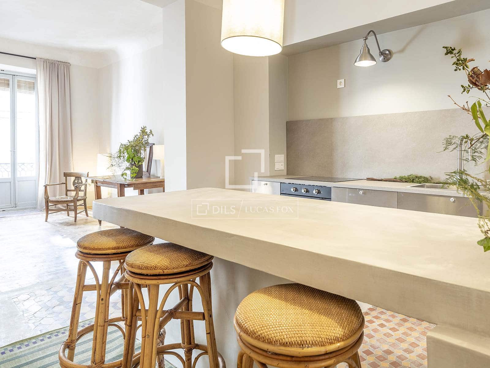 3 quarto Apartamento para arrendar em Valencia cidade - 2 500 € (Ref: 9484951)