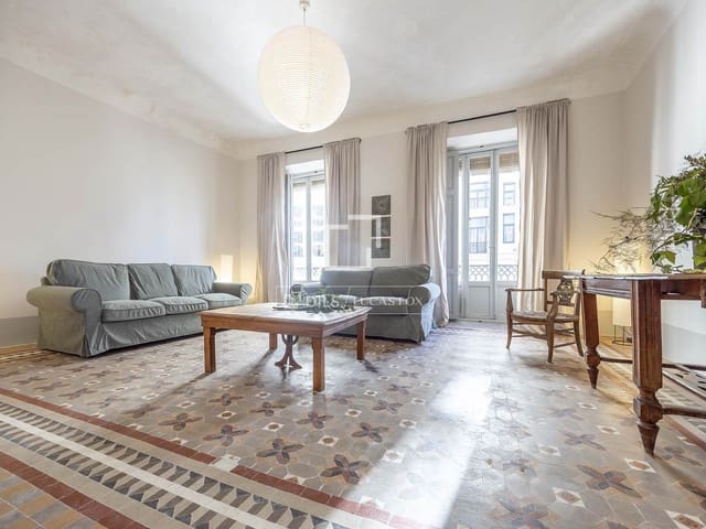 3 quarto Apartamento para arrendar em Valência cidade - 2 500 € (Ref: 9484951)