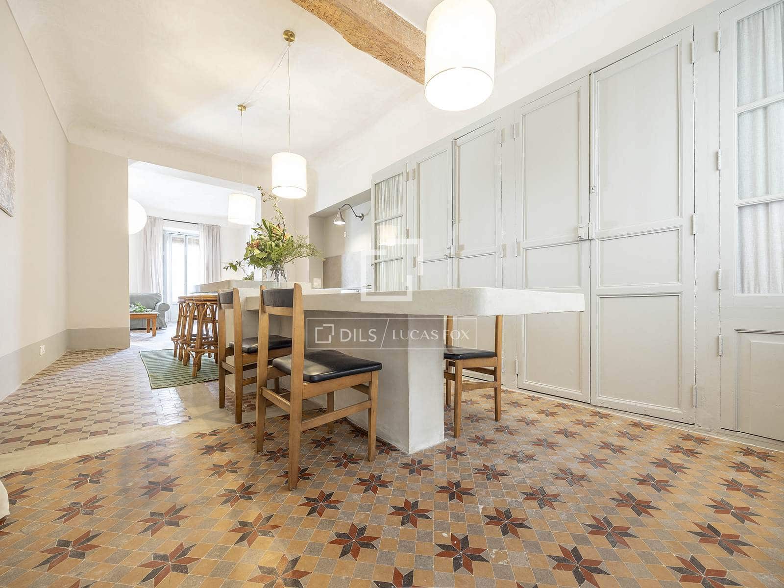 3 quarto Apartamento para arrendar em Valencia cidade - 2 500 € (Ref: 9484951)