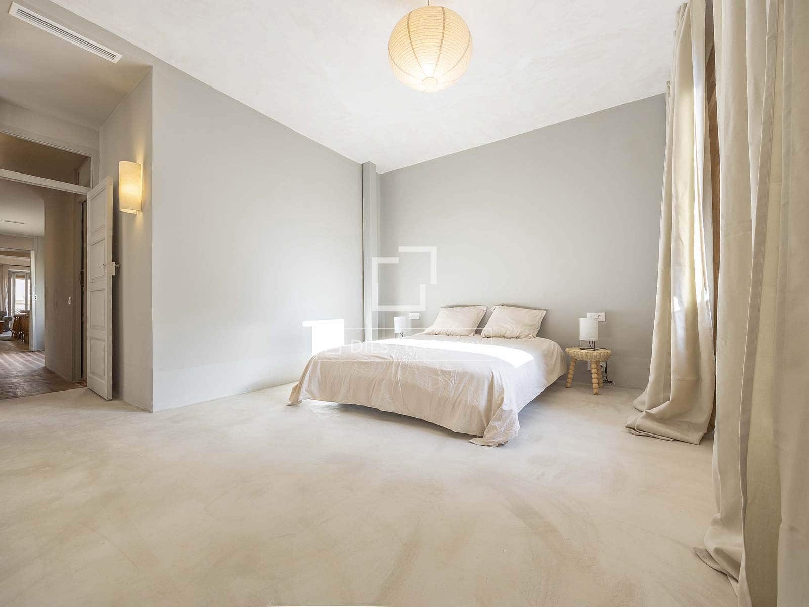 3 quarto Apartamento para arrendar em Valencia cidade - 2 500 € (Ref: 9484951)