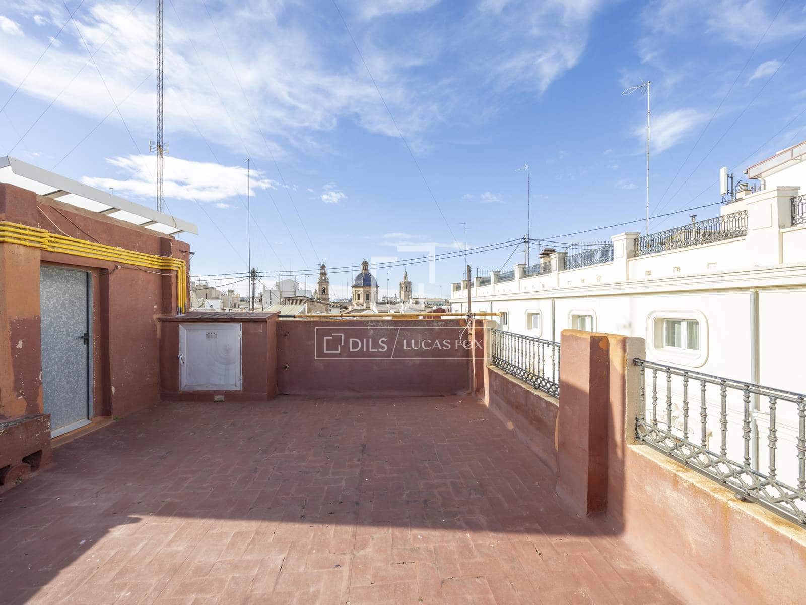 3 quarto Apartamento para arrendar em Valencia cidade - 2 500 € (Ref: 9484951)