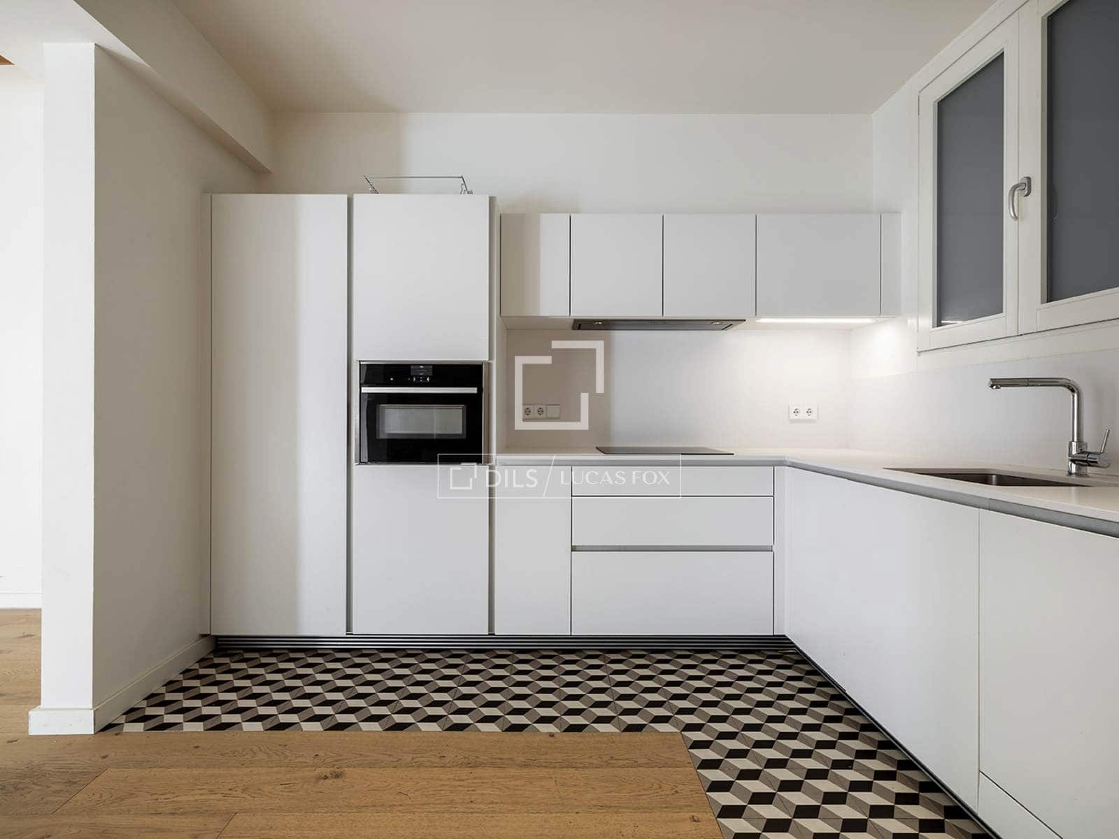 3 quarto Apartamento para venda em Barcelona cidade - 1 350 000 € (Ref: 9486568)