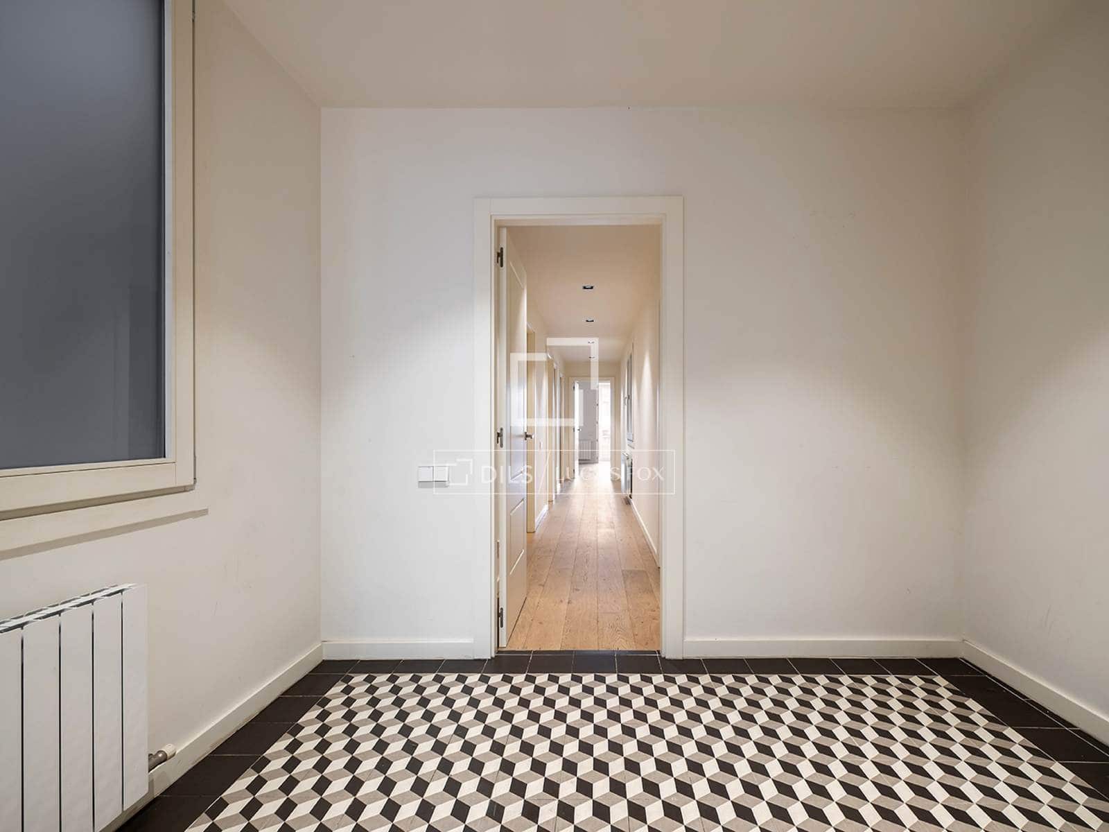 3 quarto Apartamento para venda em Barcelona cidade - 1 350 000 € (Ref: 9486568)