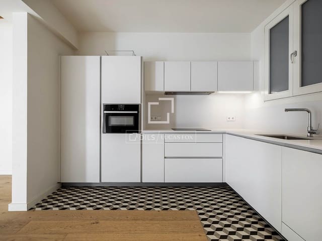 3 quarto Apartamento para venda em Barcelona cidade - 1 350 000 € (Ref: 9486568)