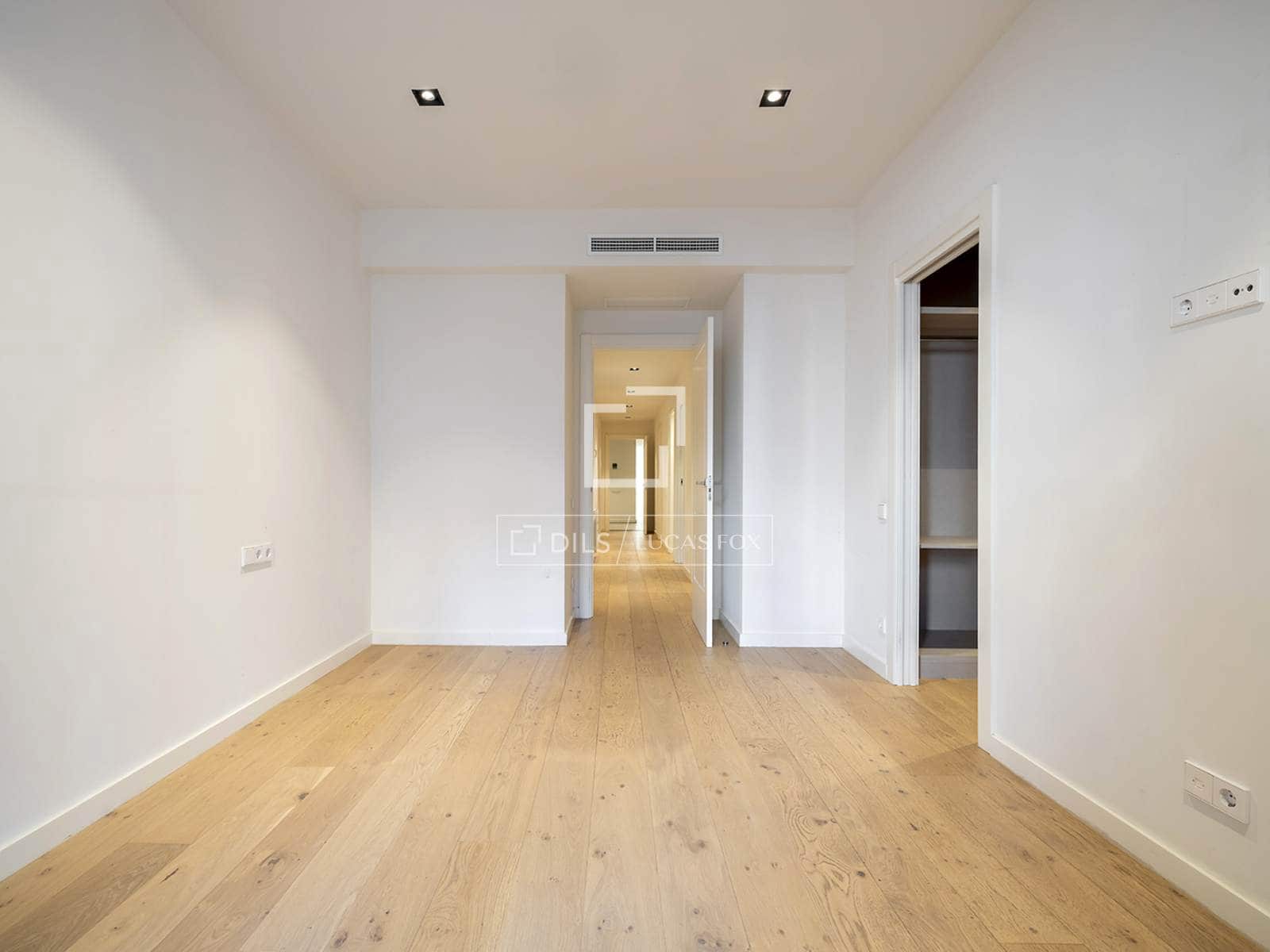 3 quarto Apartamento para venda em Barcelona cidade - 1 350 000 € (Ref: 9486568)