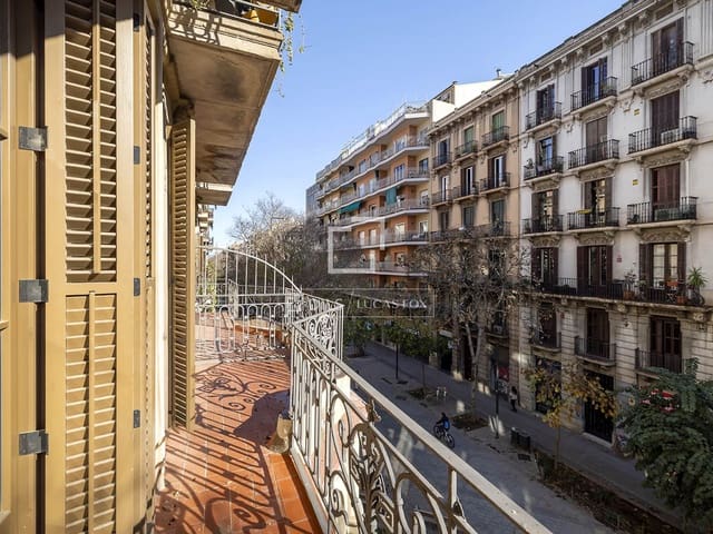 3 quarto Apartamento para venda em Barcelona cidade - 1 350 000 € (Ref: 9486568)