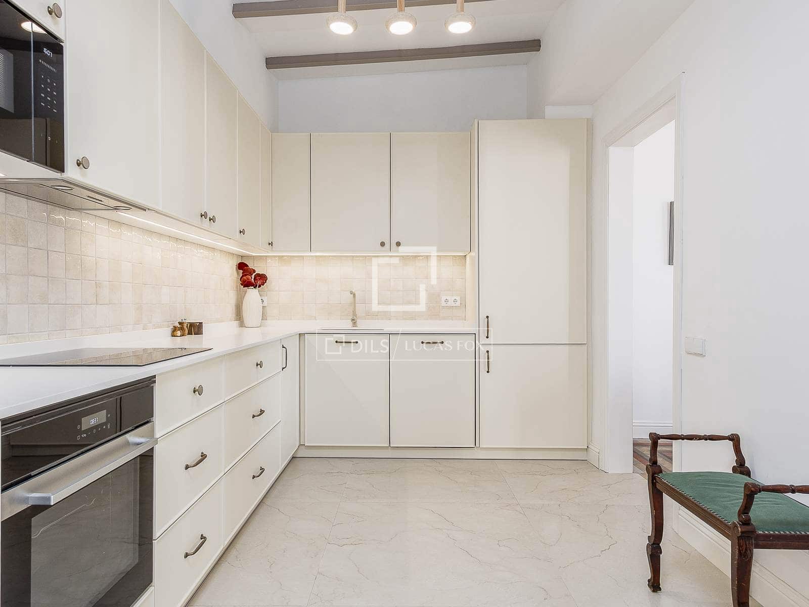 4 sovrum Lägenhet till salu i Barcelona stad - 1 470 000 € (Ref: 9487137)