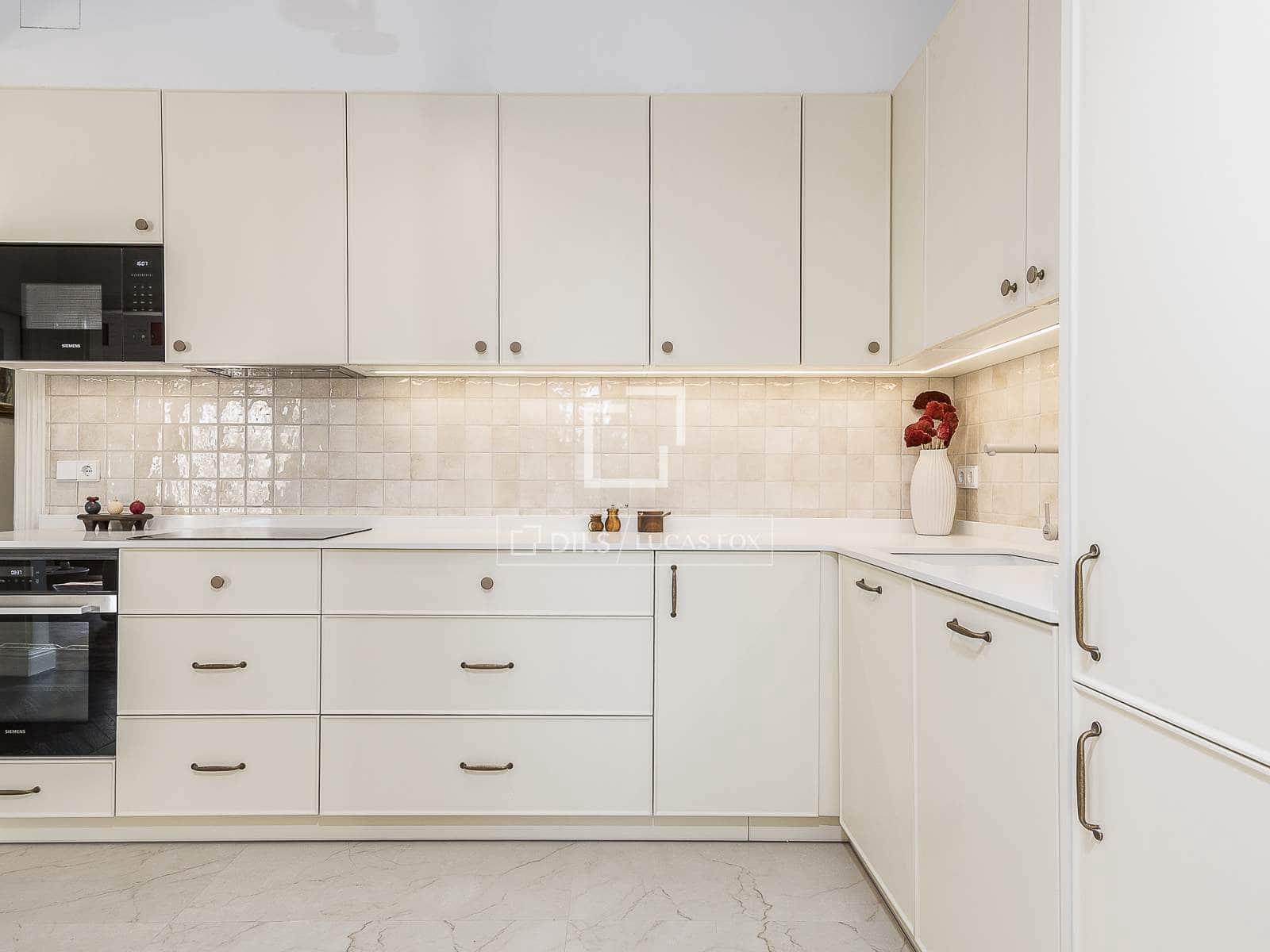 4 sovrum Lägenhet till salu i Barcelona stad - 1 470 000 € (Ref: 9487137)