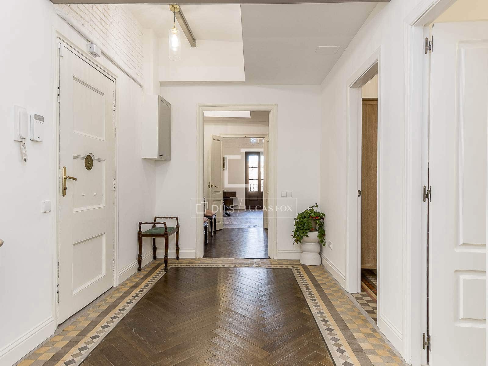 4 sovrum Lägenhet till salu i Barcelona stad - 1 470 000 € (Ref: 9487137)