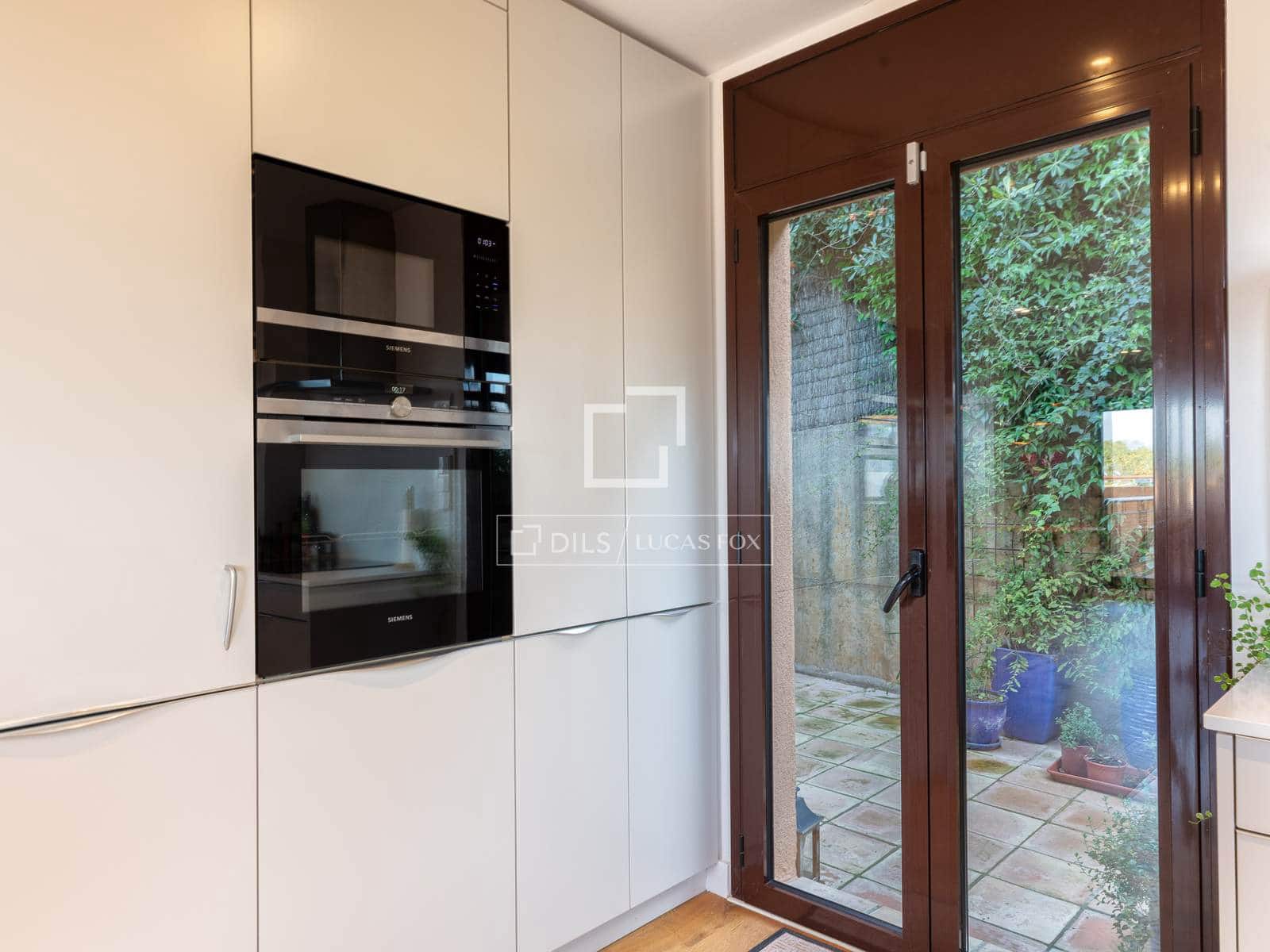 2 bedroom Apartment for sale in Begur with pool garage - € 650,000 (Ref: 9488534)