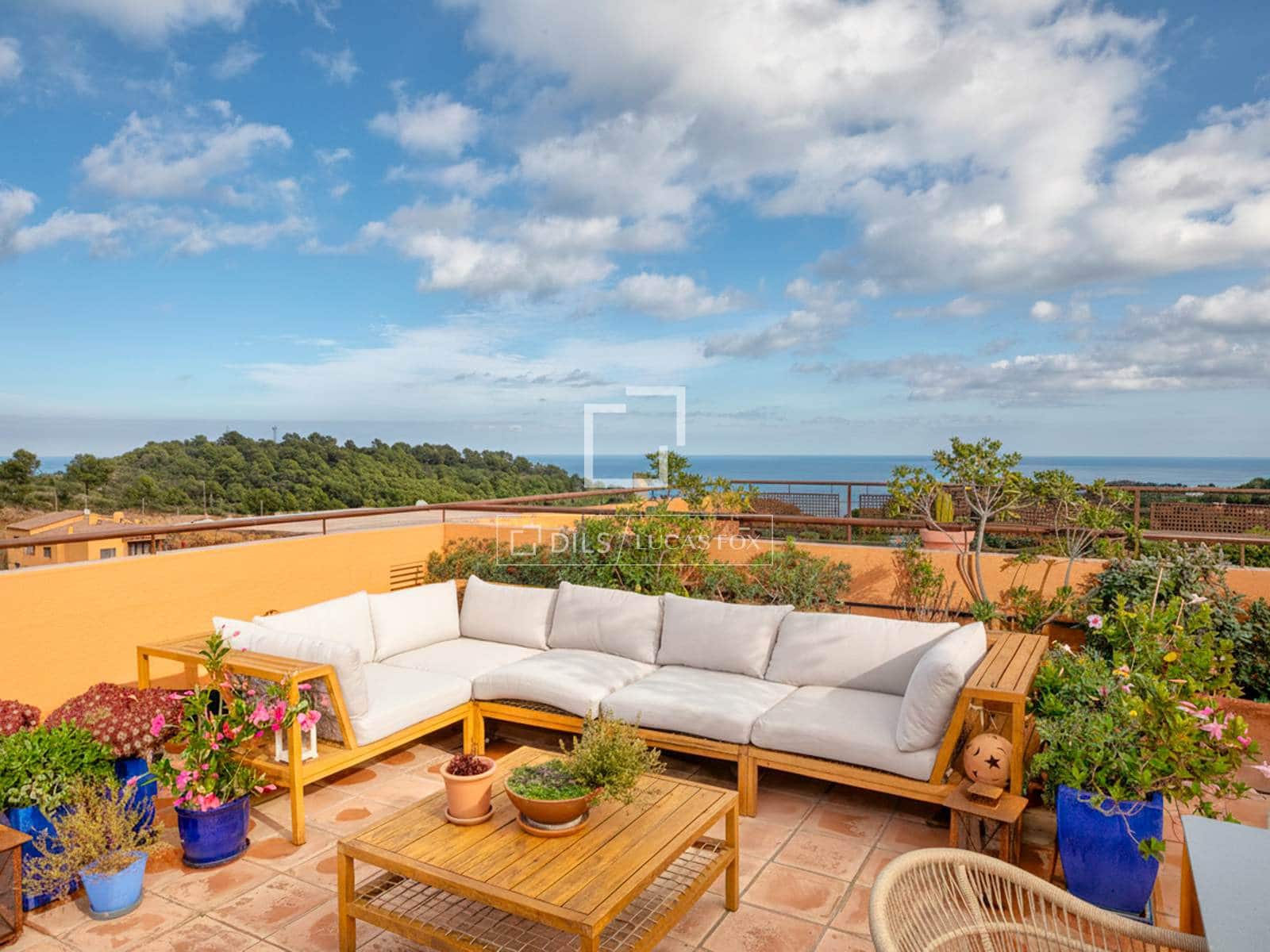 2 bedroom Apartment for sale in Begur with pool garage - € 650,000 (Ref: 9488534)
