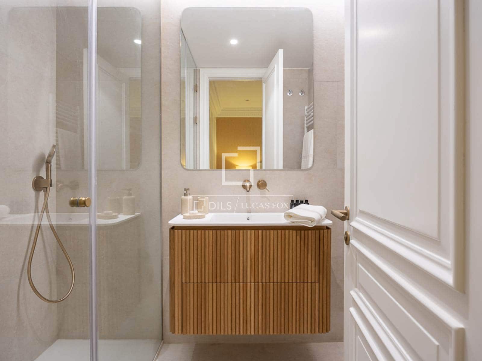 4 bedroom Apartment for sale in Madrid city - € 3,800,000 (Ref: 9489758)