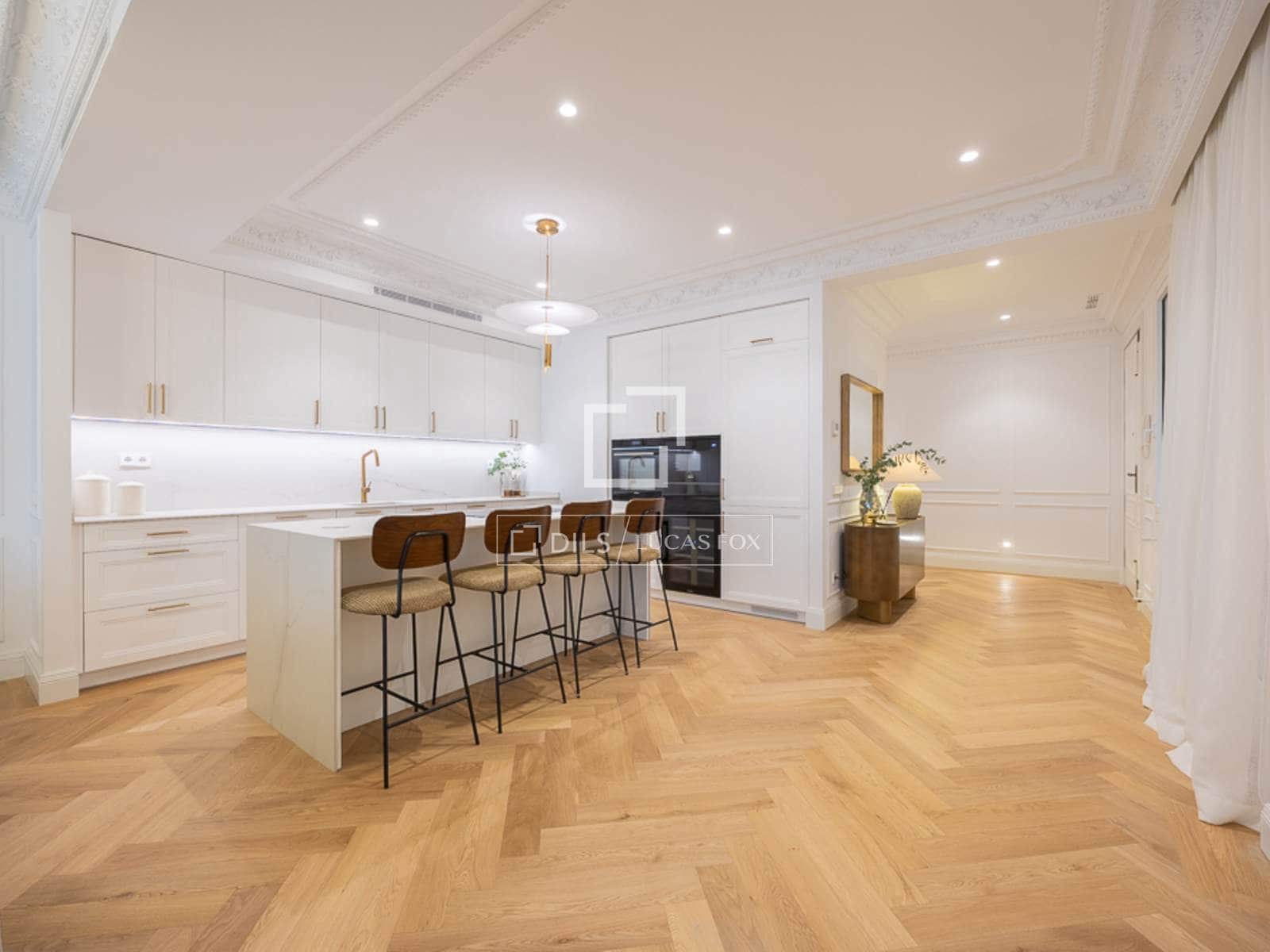 4 bedroom Apartment for sale in Madrid city - € 3,800,000 (Ref: 9489758)