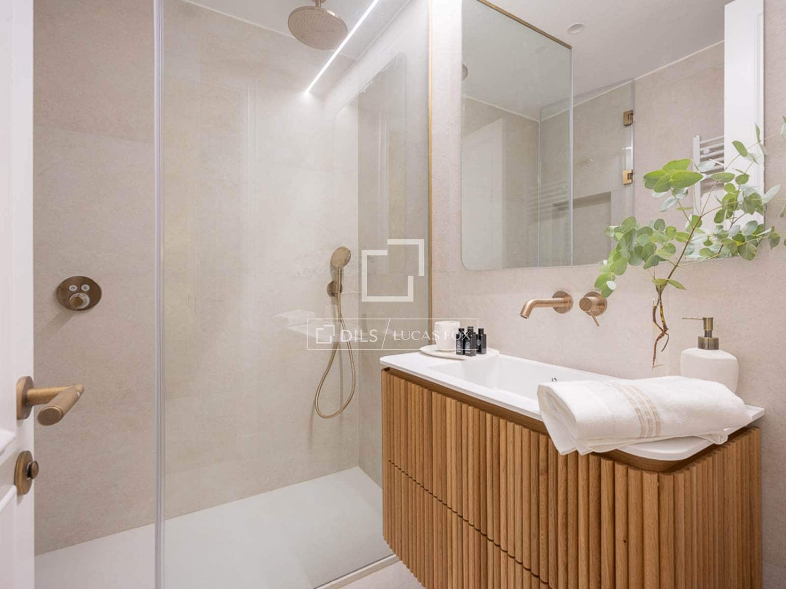 4 bedroom Apartment for sale in Madrid city - € 3,800,000 (Ref: 9489758)