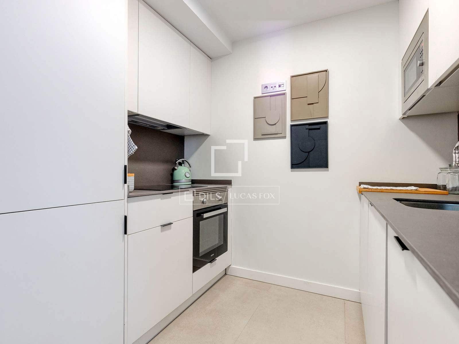 Apartamento de 2 habitaciones en Madrid ciudad en alquiler - 2.950 € (Ref: 9489759)