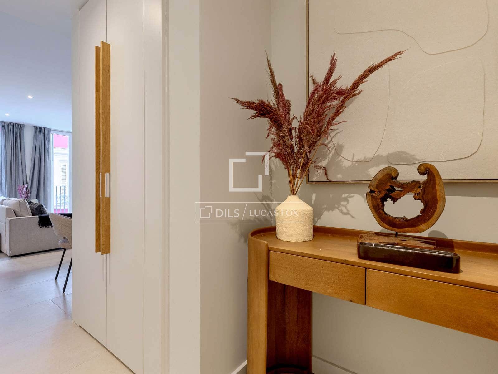 Apartamento de 2 habitaciones en Madrid ciudad en alquiler - 2.950 € (Ref: 9489759)