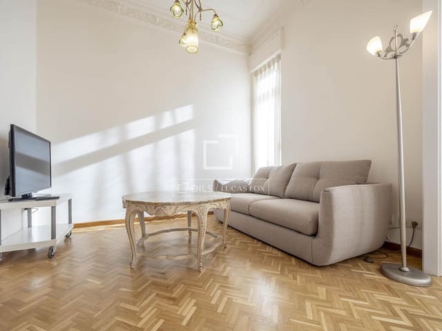 Apartamento de 3 habitaciones en València ciudad en alquiler - 2.600 € (Ref: 9489760)