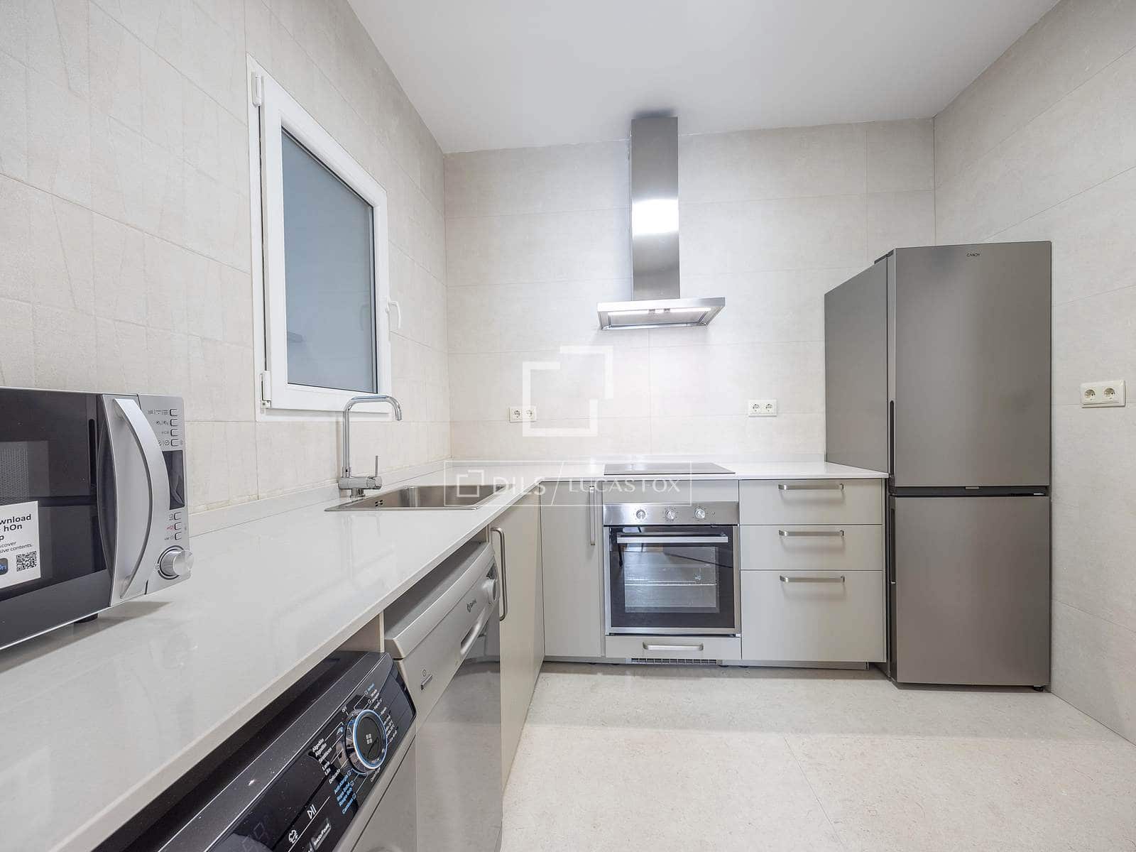 Apartamento de 3 habitaciones en València ciudad en alquiler - 2.600 € (Ref: 9489760)