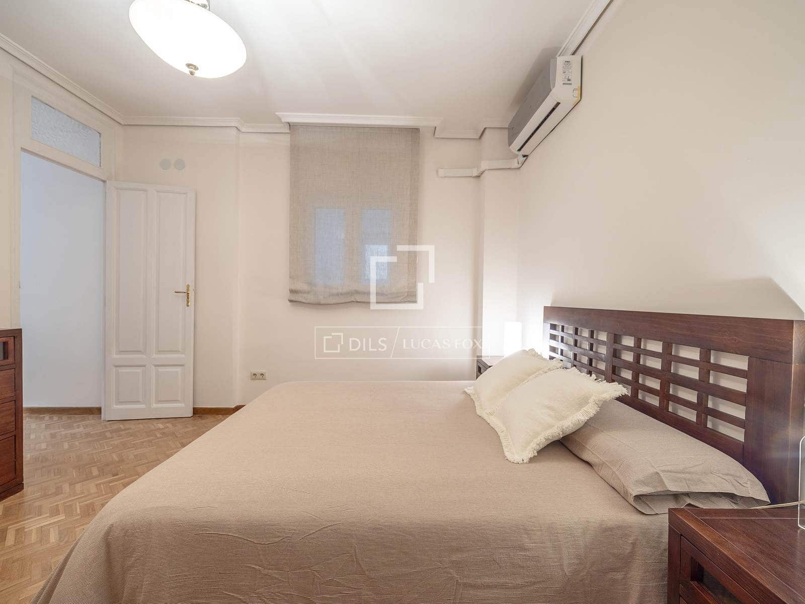 Apartamento de 3 habitaciones en València ciudad en alquiler - 2.600 € (Ref: 9489760)