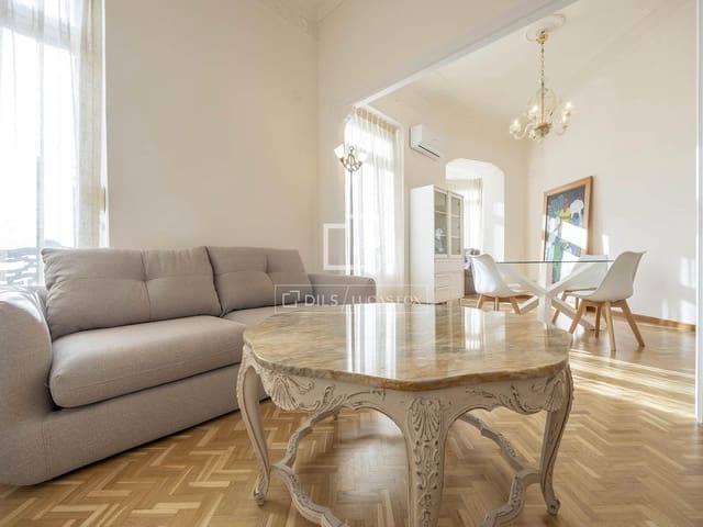 Apartamento de 3 habitaciones en València ciudad en alquiler - 2.600 € (Ref: 9489760)