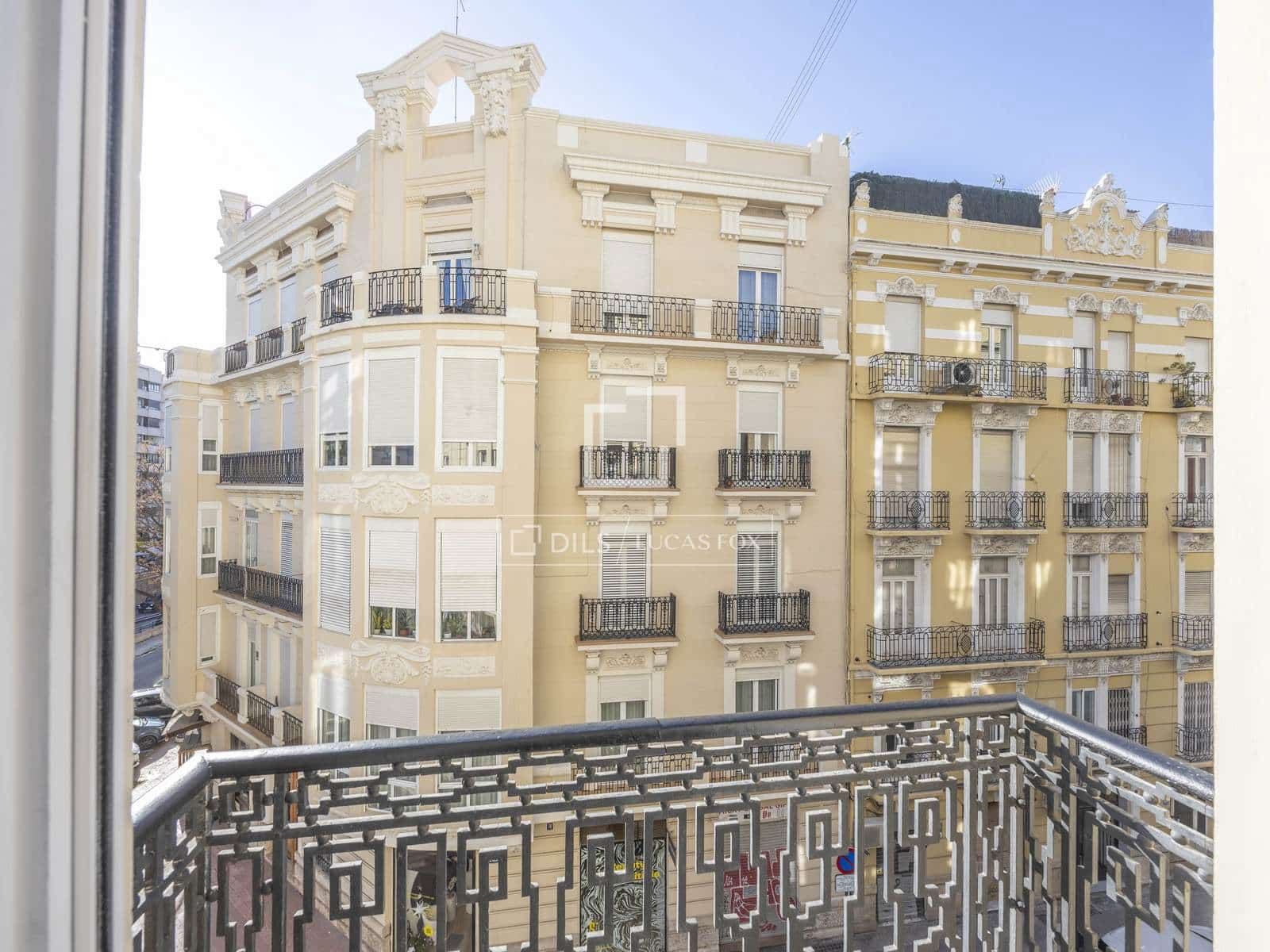 Apartamento de 3 habitaciones en València ciudad en alquiler - 2.600 € (Ref: 9489760)