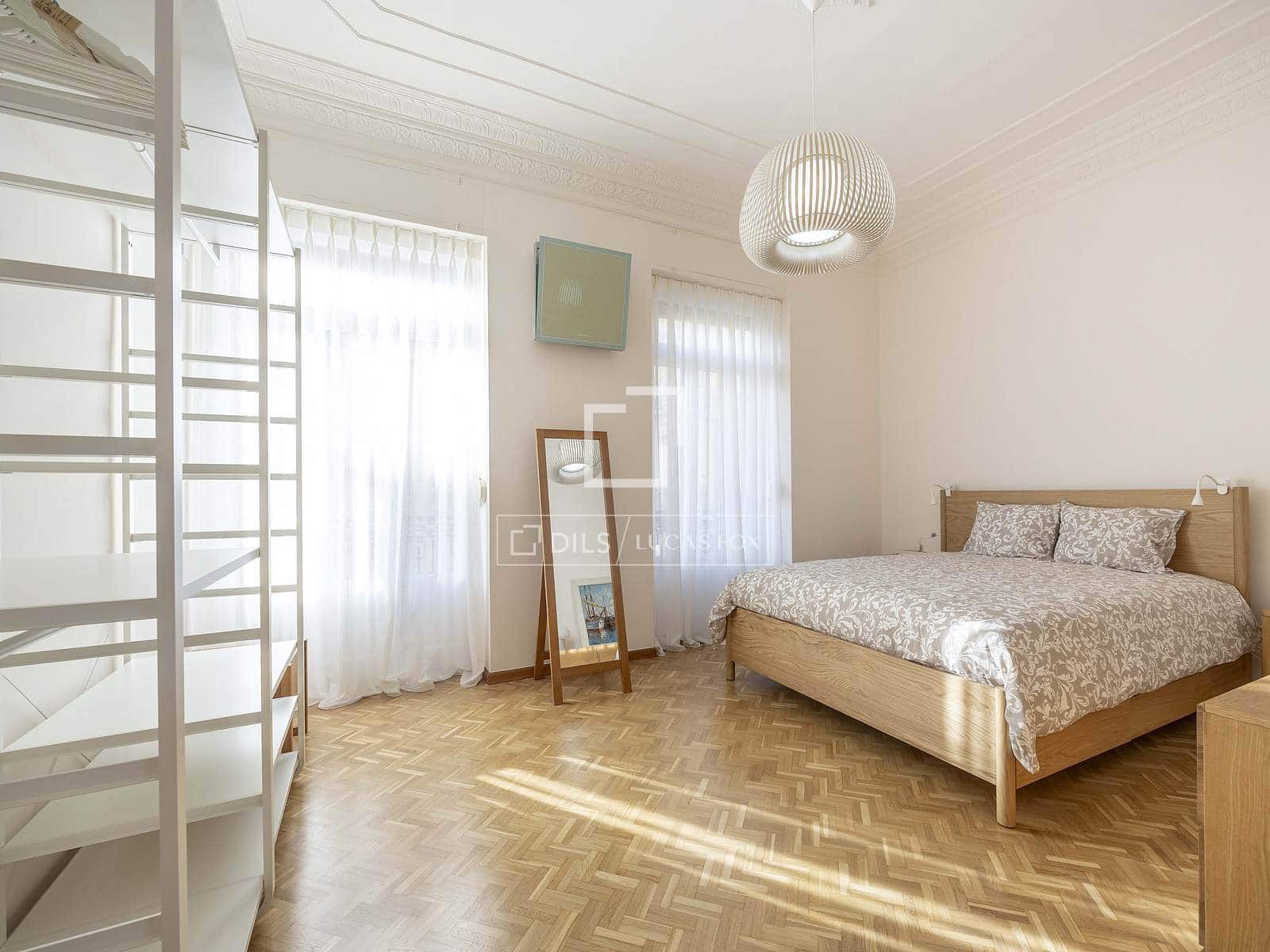 Apartamento de 3 habitaciones en València ciudad en alquiler - 2.600 € (Ref: 9489760)