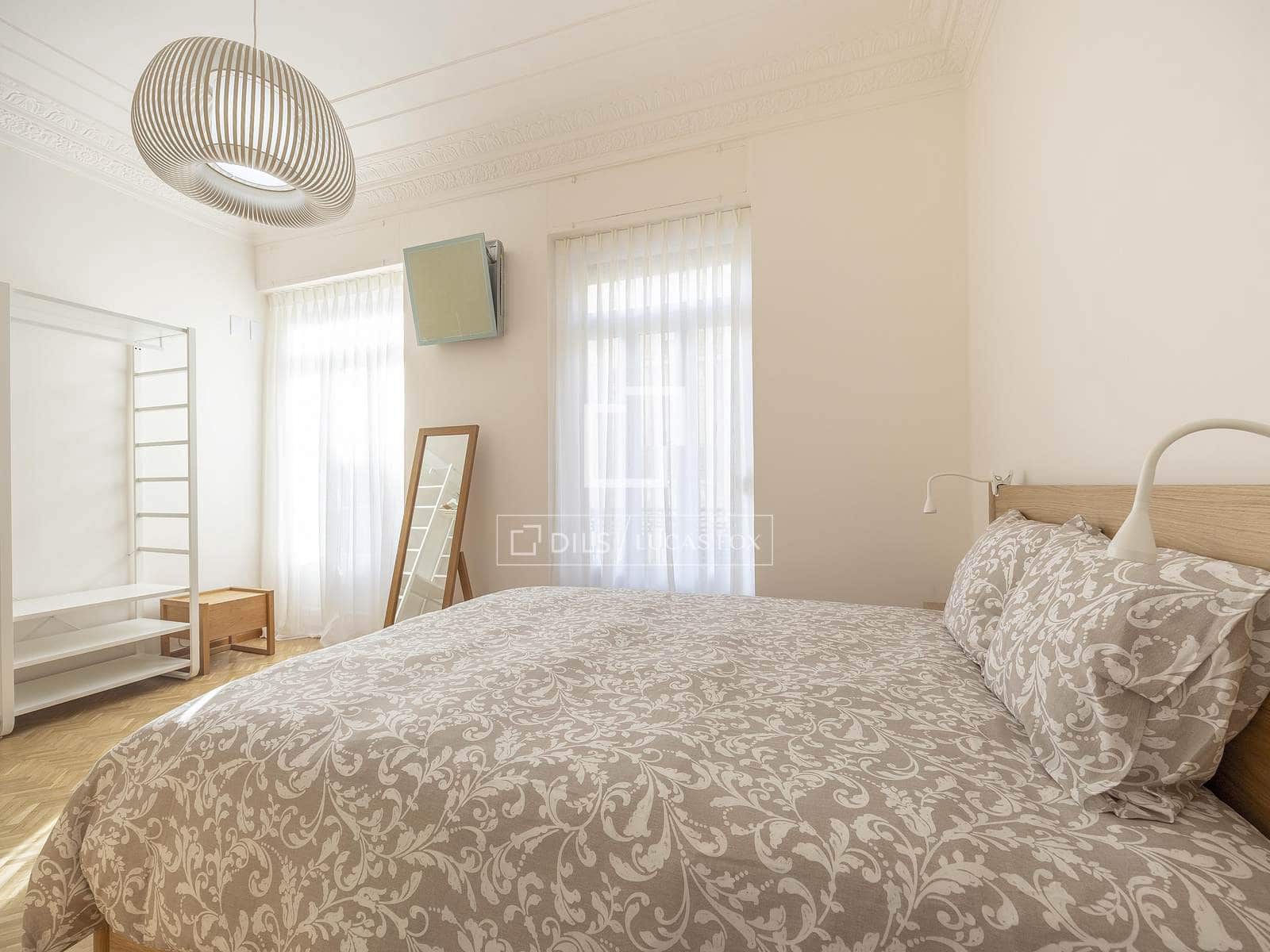 Apartamento de 3 habitaciones en València ciudad en alquiler - 2.600 € (Ref: 9489760)