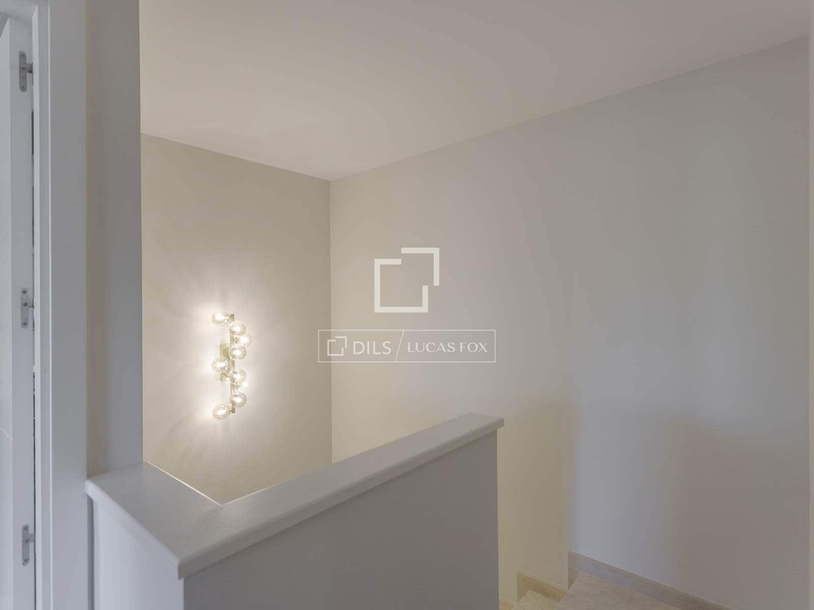 Apartamento de 2 habitaciones en Madrid ciudad en alquiler con piscina garaje - 2.300 € (Ref: 9489957)