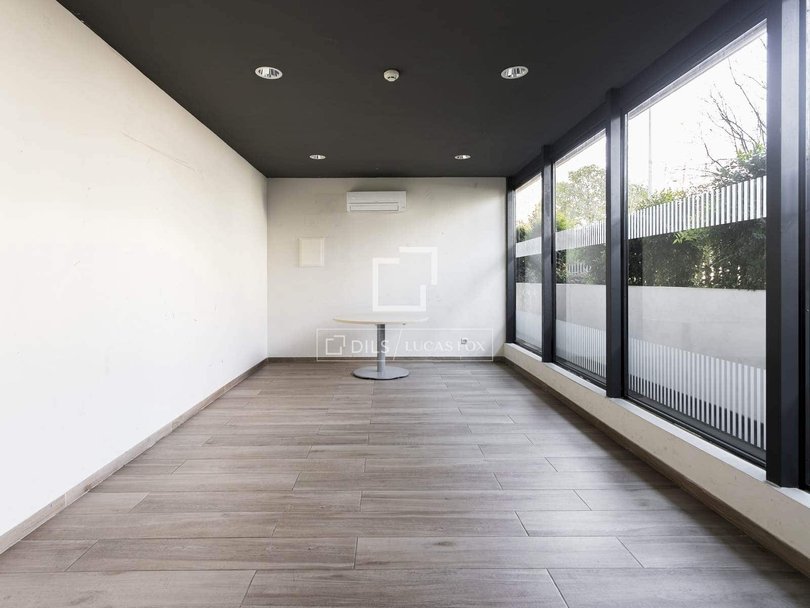 Apartamento de 2 habitaciones en Madrid ciudad en alquiler con piscina garaje - 2.300 € (Ref: 9489957)