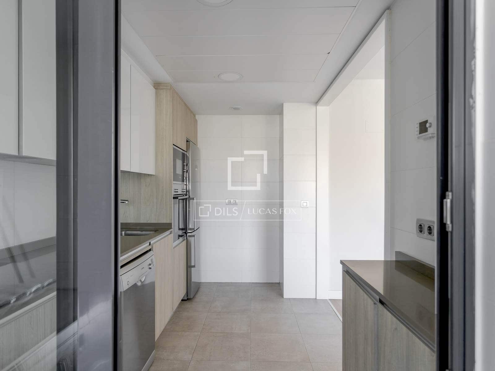 Apartamento de 2 habitaciones en Madrid ciudad en alquiler con piscina garaje - 2.300 € (Ref: 9489957)