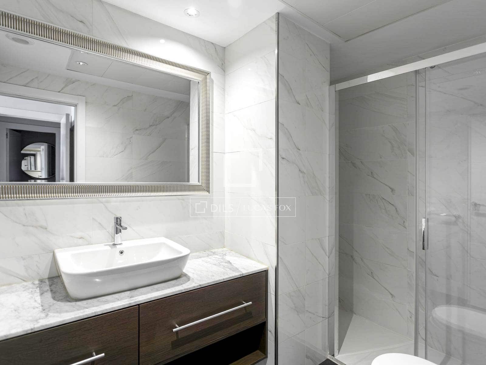 Apartamento de 2 habitaciones en Madrid ciudad en alquiler con piscina garaje - 2.300 € (Ref: 9489957)