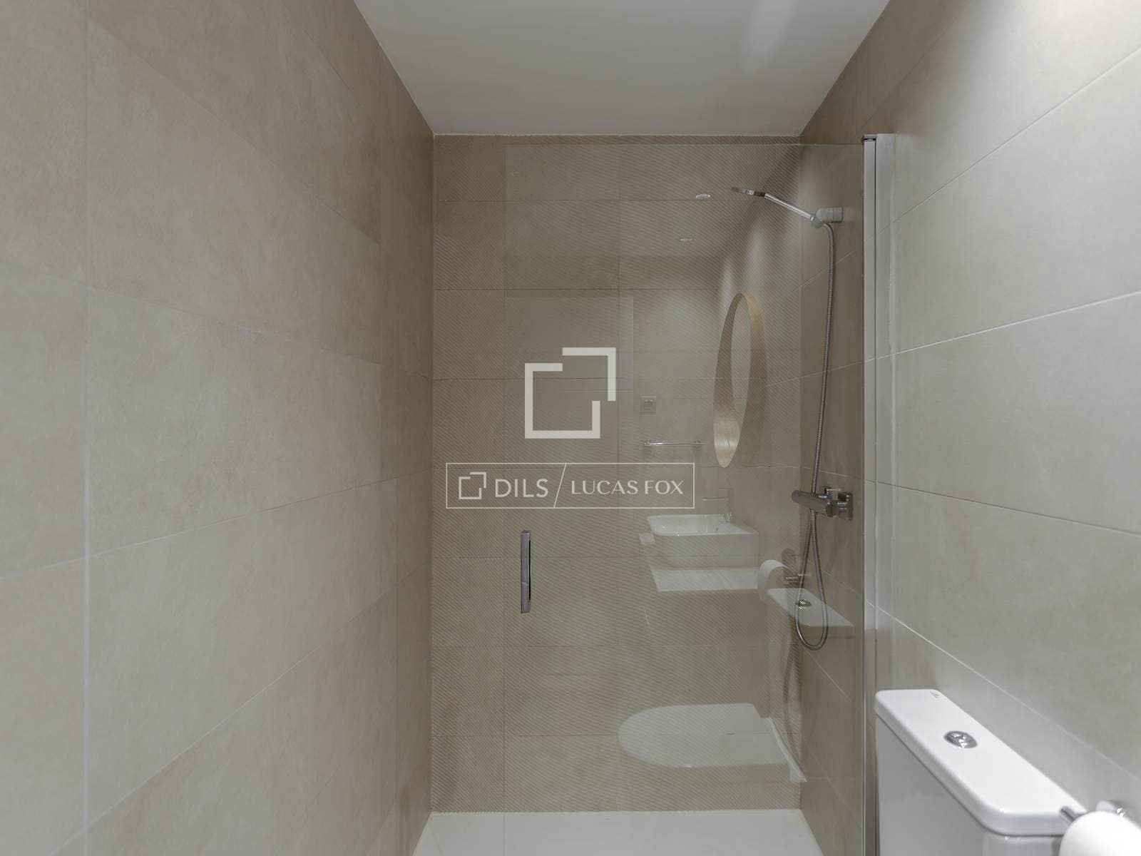 Apartamento de 2 habitaciones en Madrid ciudad en alquiler con piscina garaje - 2.300 € (Ref: 9489957)