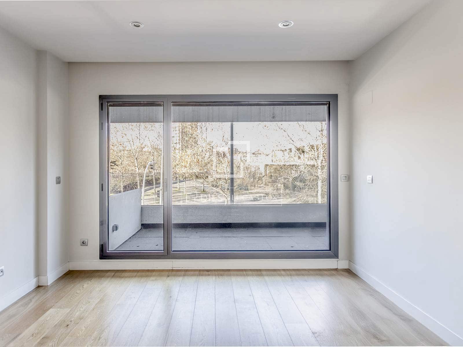 Apartamento de 2 habitaciones en Madrid ciudad en alquiler con piscina garaje - 2.300 € (Ref: 9489957)