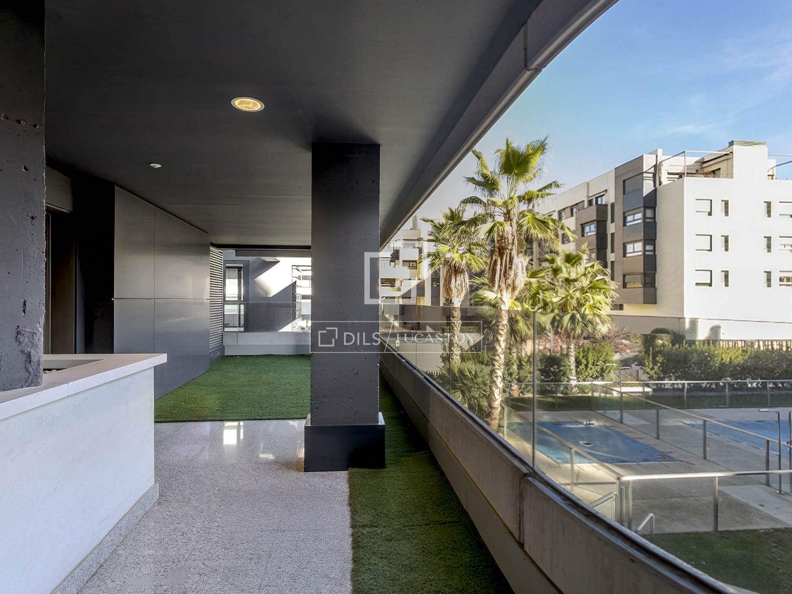 Apartamento de 2 habitaciones en Madrid ciudad en alquiler con piscina garaje - 2.300 € (Ref: 9489957)