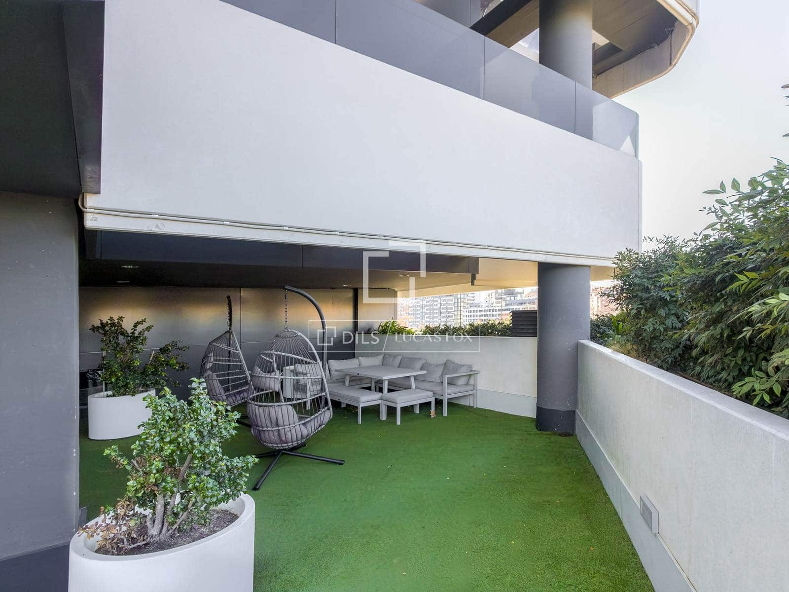 Apartamento de 2 habitaciones en Madrid ciudad en alquiler con piscina garaje - 2.300 € (Ref: 9489957)