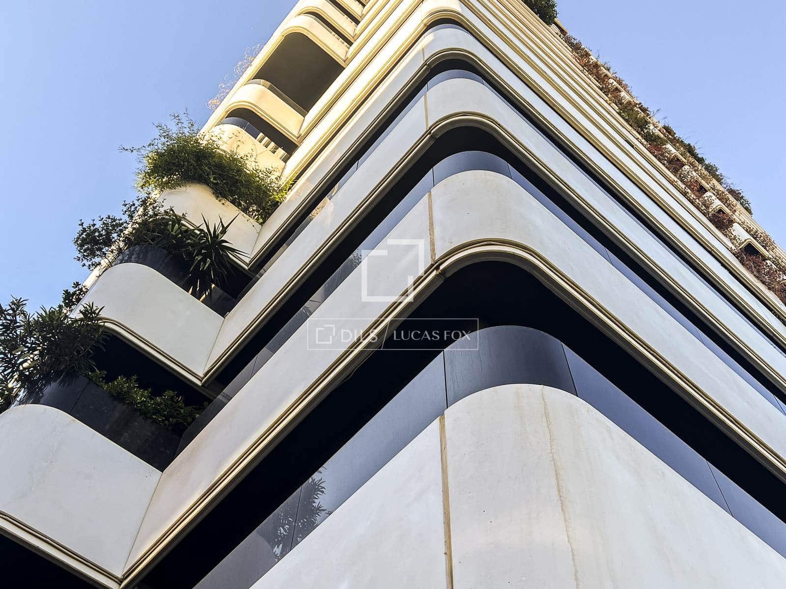 Apartamento de 2 habitaciones en Madrid ciudad en alquiler con piscina garaje - 2.300 € (Ref: 9489957)