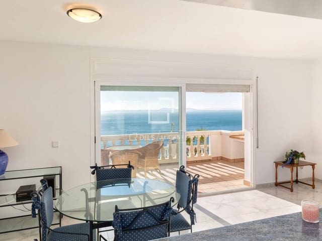 2 slaapkamer Appartement te koop in Roses met zwembad garage - € 400.000 (Ref: 9490066)