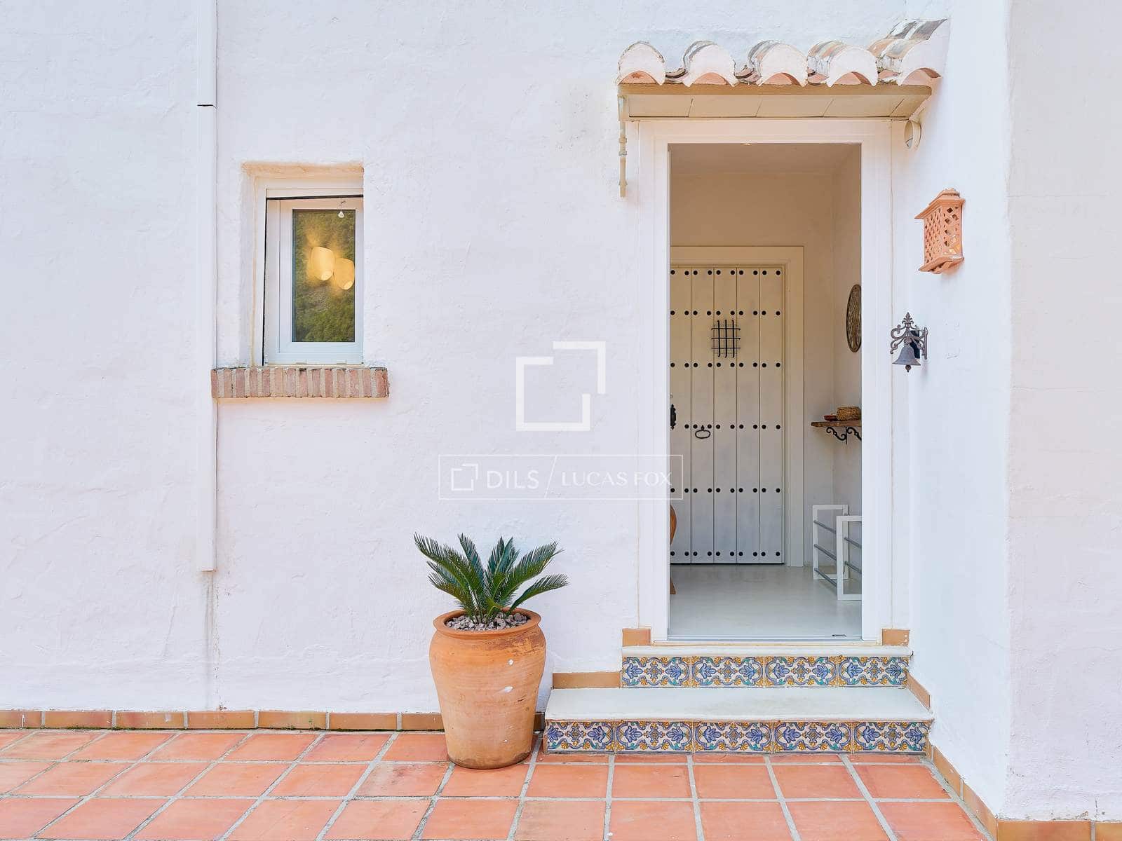 3 makuuhuone Huvila myytävänä paikassa Frigiliana mukana 
autotalli - 695 000 € (Ref: 9490067)