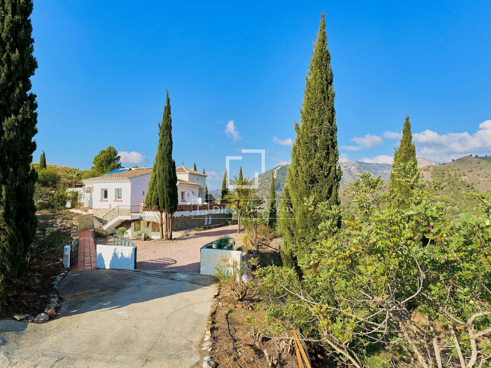 3 makuuhuone Huvila myytävänä paikassa Frigiliana mukana 
autotalli - 695 000 € (Ref: 9490067)