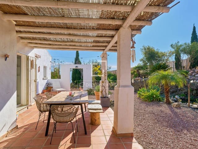 3 makuuhuone Huvila myytävänä paikassa Frigiliana mukana 
autotalli - 695 000 € (Ref: 9490067)