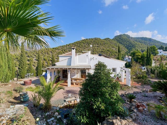 3 makuuhuone Huvila myytävänä paikassa Frigiliana mukana 
autotalli - 695 000 € (Ref: 9490067)