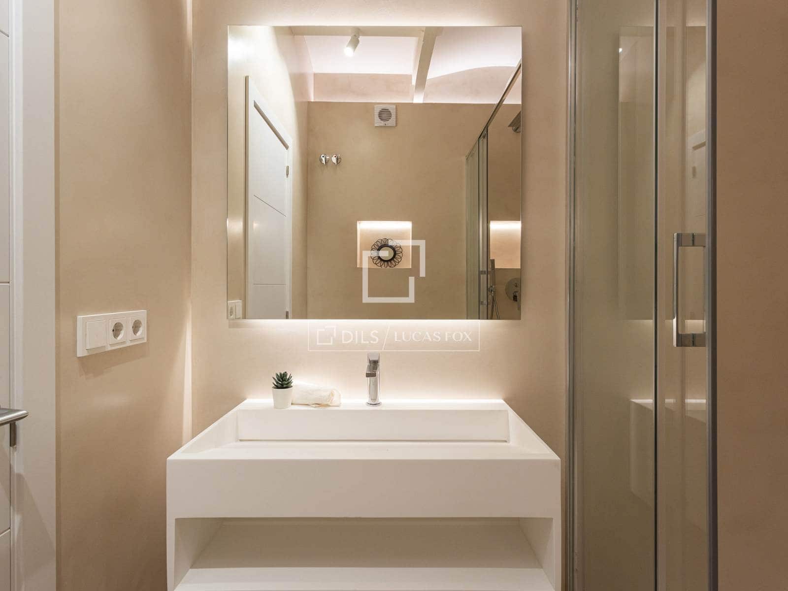 2 slaapkamer Appartement te koop in Barcelona stad - € 470.000 (Ref: 9490068)