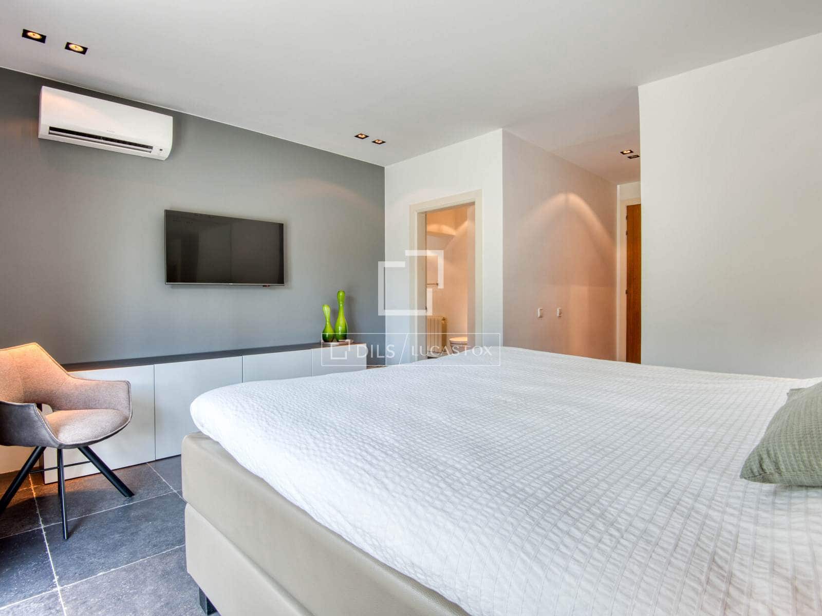 3 bedroom Villa for sale in Santa Cristina d'Aro with pool garage - € 995,000 (Ref: 9490069)