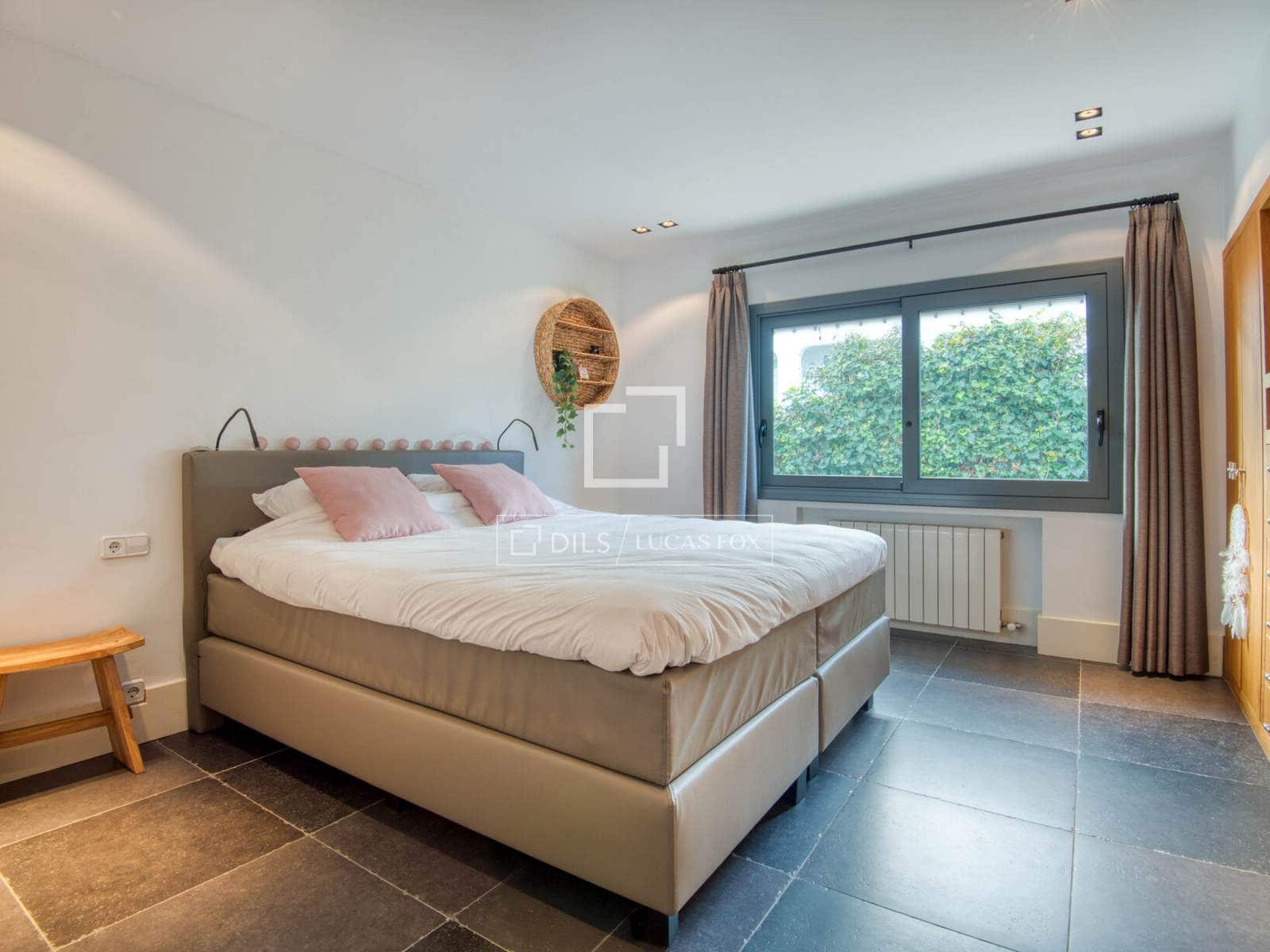 3 bedroom Villa for sale in Santa Cristina d'Aro with pool garage - € 995,000 (Ref: 9490069)