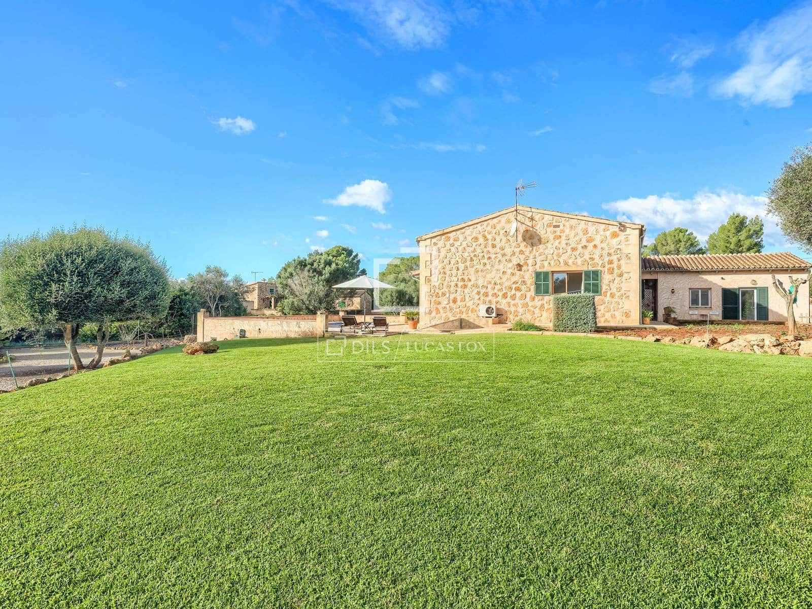 Chalet de 4 habitaciones en Puntiró en venta con piscina garaje - 1.700.000 € (Ref: 9491849)