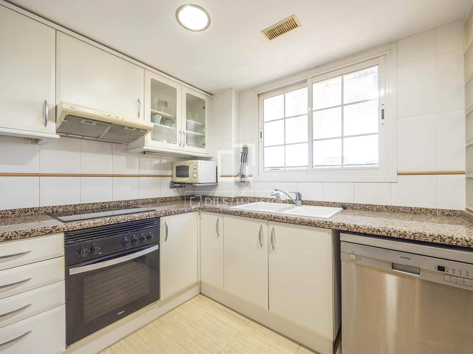 4 bedroom Apartment for rent in Betera with garage - € 1,900 (Ref: 9491850)