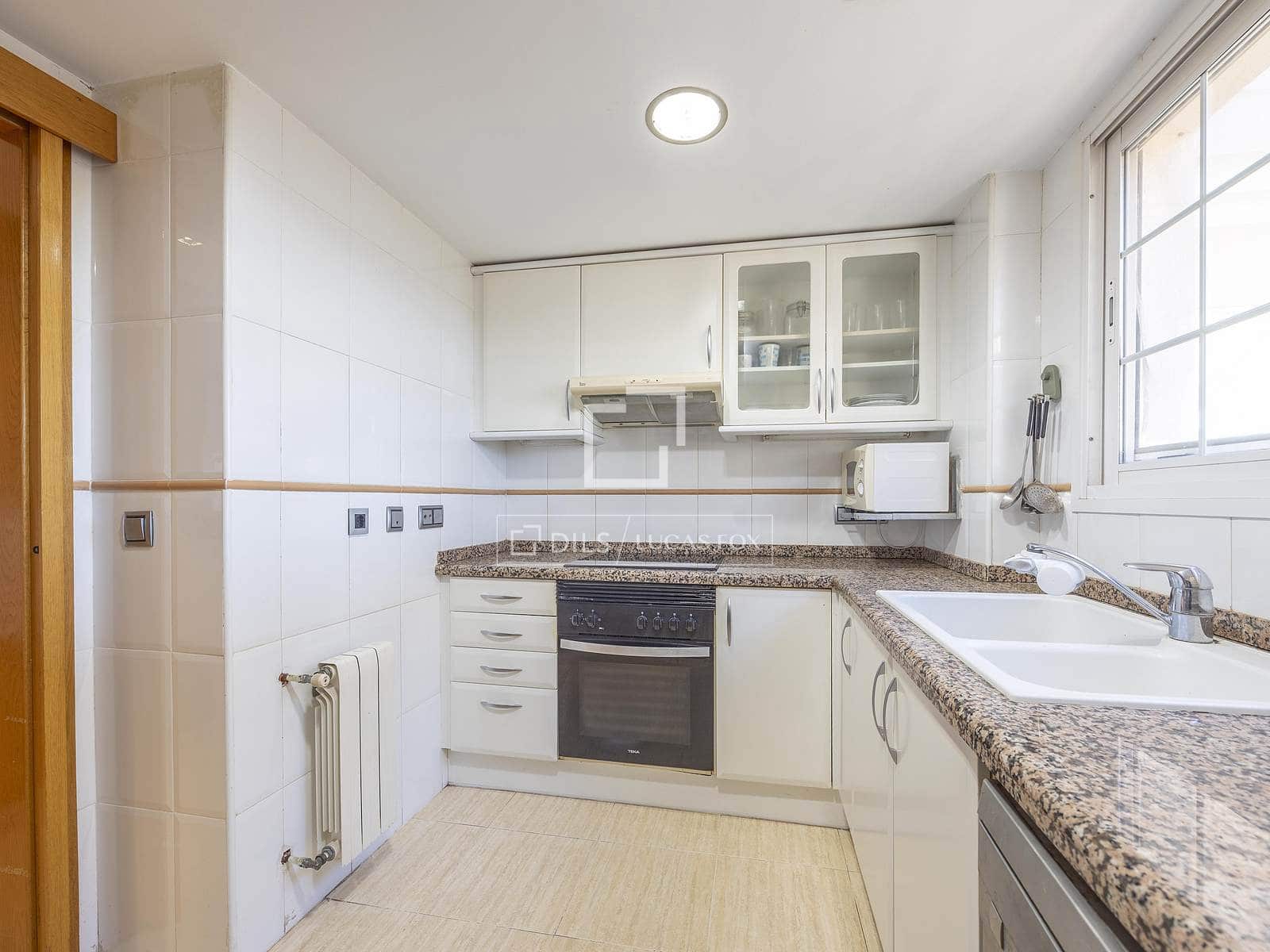 4 bedroom Apartment for rent in Betera with garage - € 1,900 (Ref: 9491850)